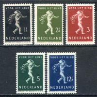 Afbeelding bij Netherlands NVPH 327-31 hinged (scan B)